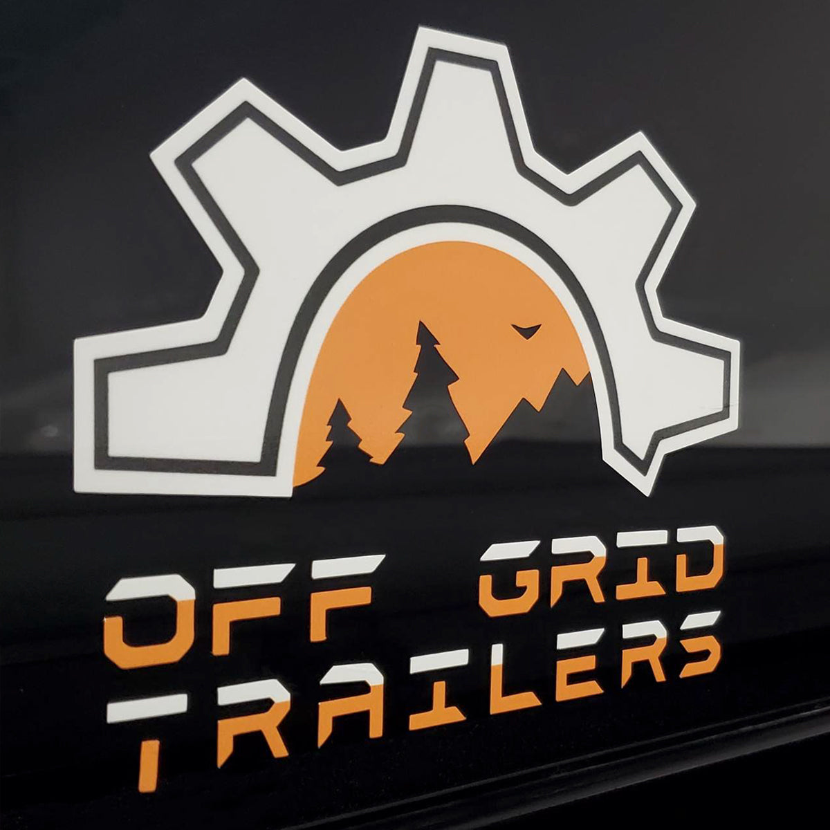 Off Grid Trailers Decal (Tri-Color)